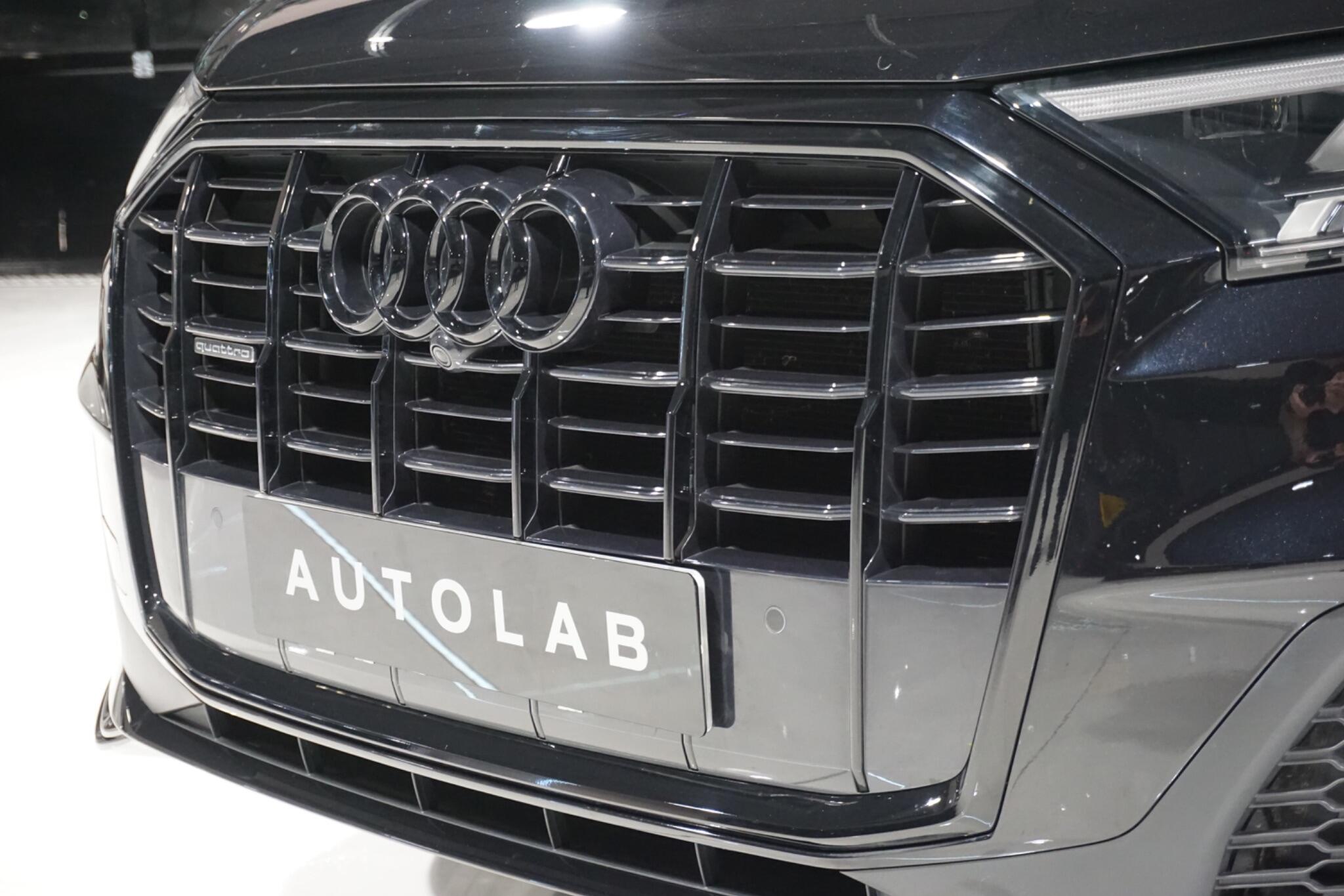 Audi Q7 3.0 TFSIe V6 55 S line SUV 5dr Petrol Plug-in Hybrid Tiptronic quattro Euro 6 (s/s) 17.9kWh (381 ps)